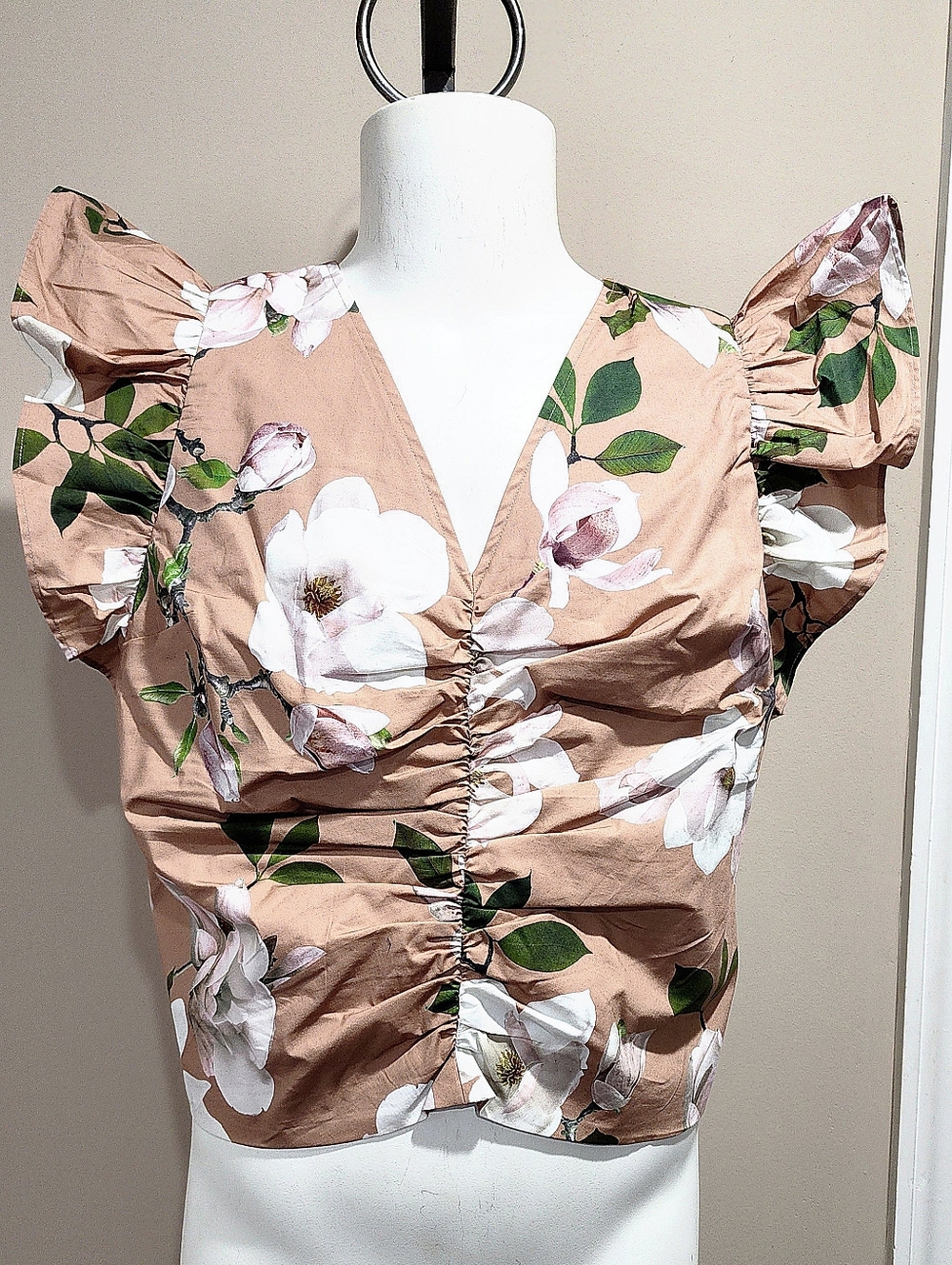 NWT Express Floral V-Neck Flutter Sleeve Ruched Top Size XL